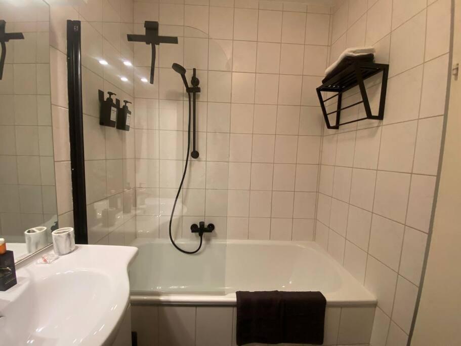 Schoene Wohnung In Zentraler Lage Klagenfurt am Woerthersee Exteriör bild